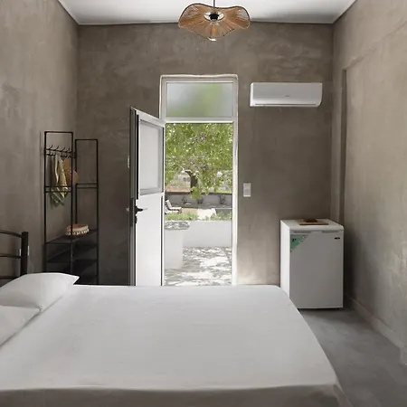 Mazi In Sifnos Bed & Breakfast