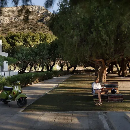 Mazi In Sifnos Bed & Breakfast